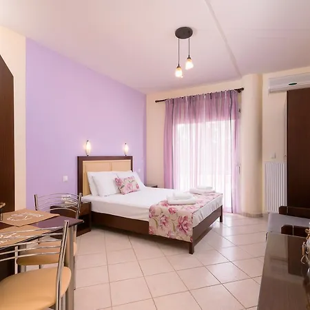 Nikolas * Chrisi Ammoudia